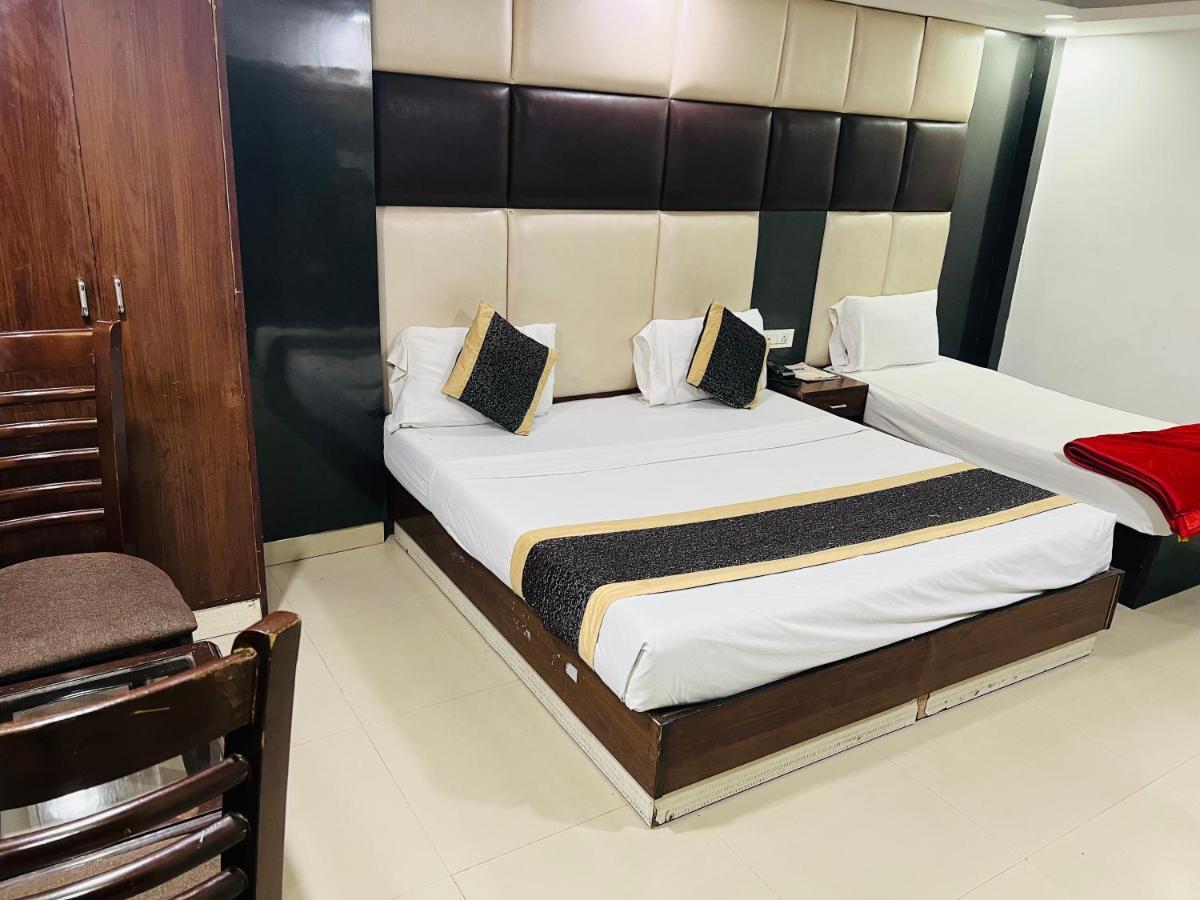 Cozy Cave Delhi Aiport Hotel New Delhi